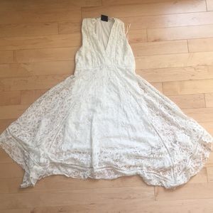 White lace dress size 4